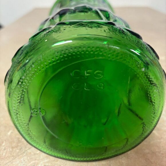 Large Emerald Green Bouquet Vase - C.F.G. / CL9 - Picture 3 of 3